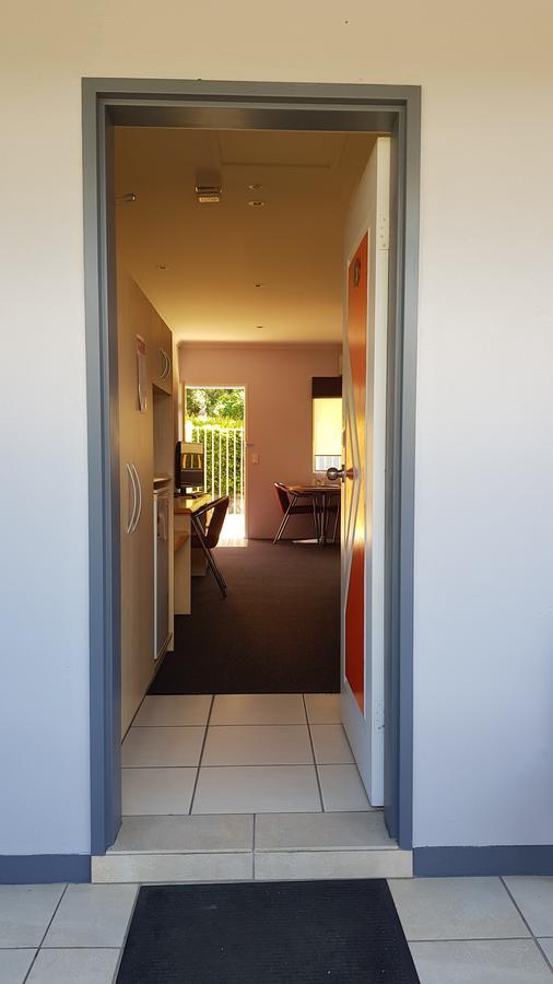 Red Bridge Motor Inn Woombye Εξωτερικό φωτογραφία
